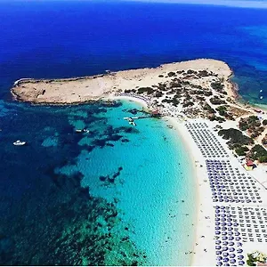 Dome Marina & Ajía Nápa