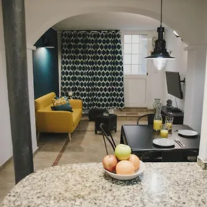 bbarcelona-parallel-apartment.catalonia-hotels.com/
