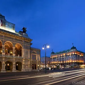 מלון Bristol, A Luxury Collection Hotel,