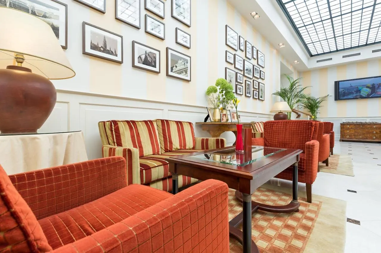 Hotel Kaiserhof Wien 4*, וינה