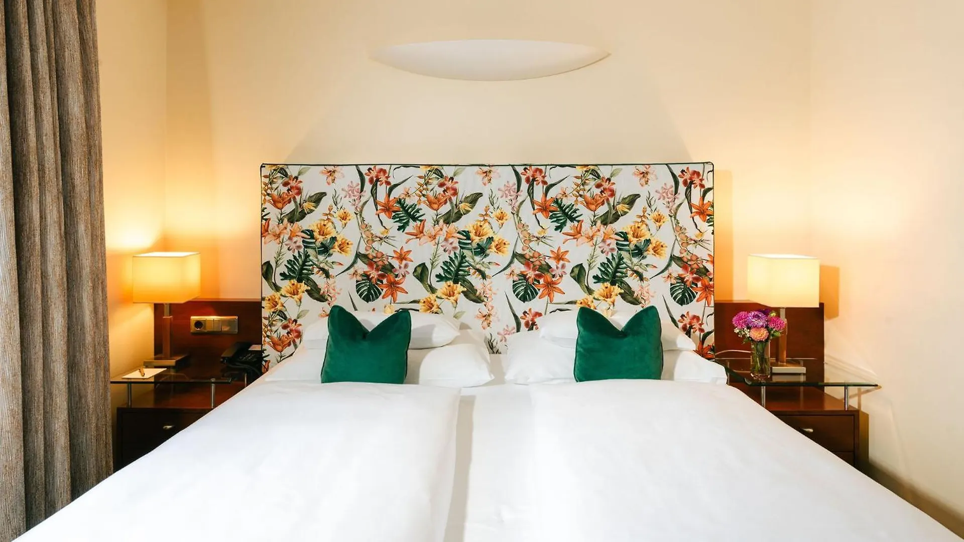 Hotel Kaiserhof Wien  וינה