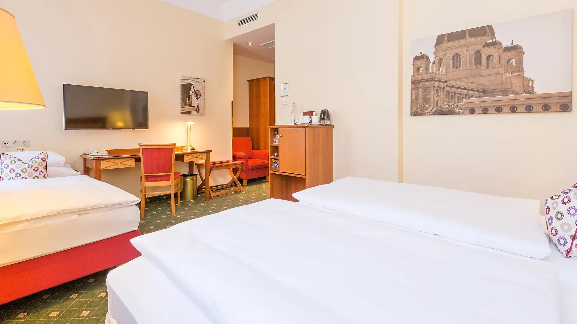 Hotel Kaiserhof Wien 4*,